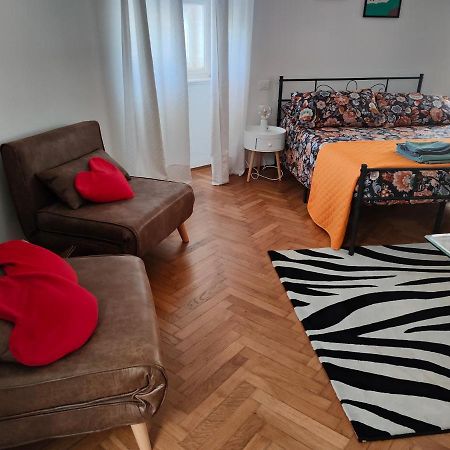Volta 8 Rooms Trieste Exterior foto